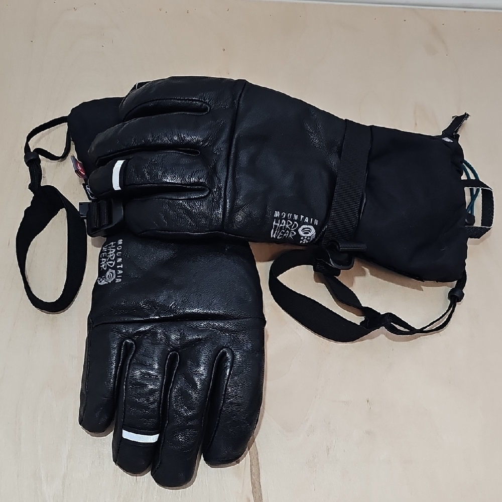 Mountain Hardwear Black Gore-Tex Gloves